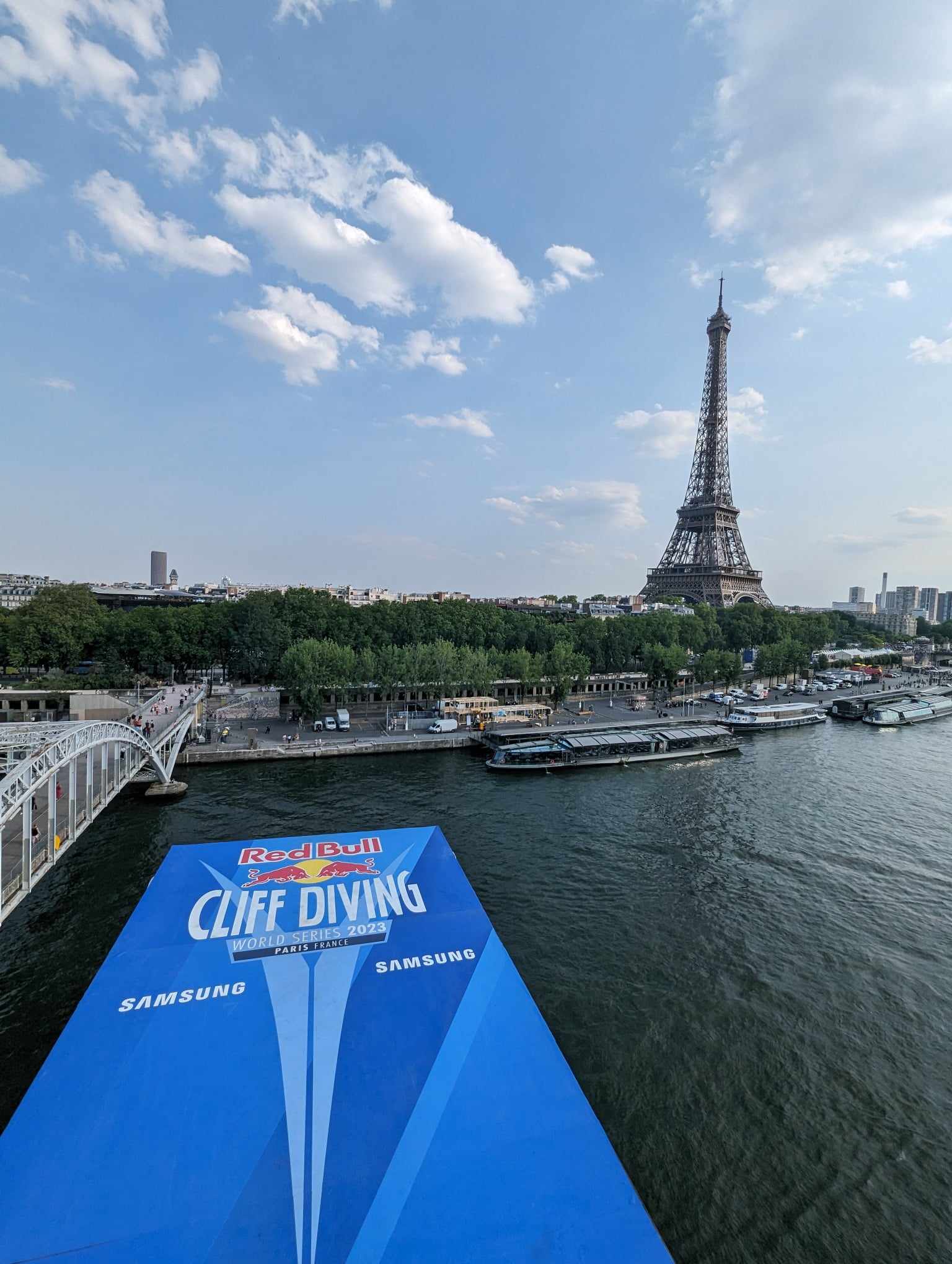 RedBull Cliff Diving : Popovici and Iffland win the Paris’ step