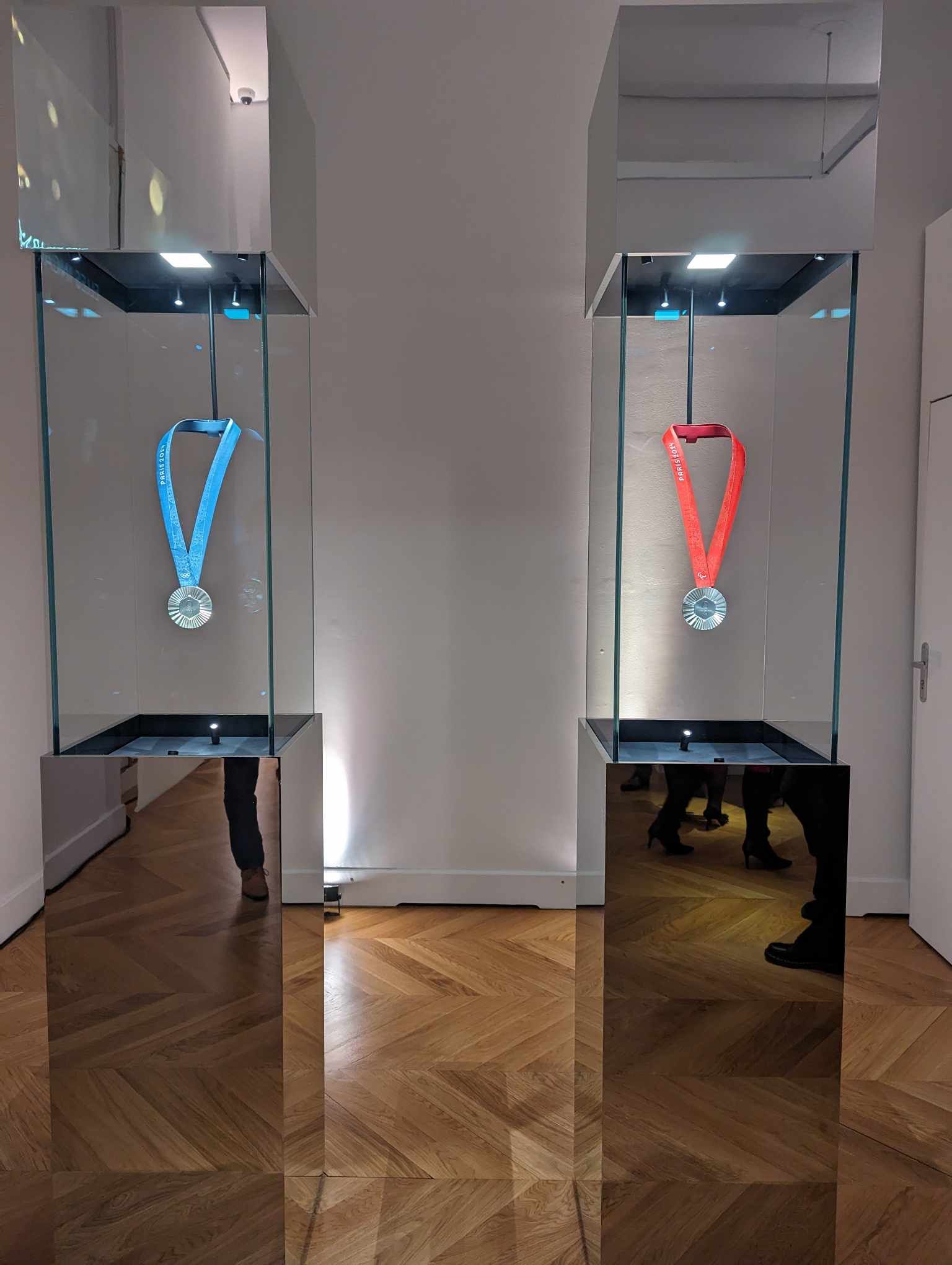 Chaumet’s Stunning Design: Medals for Paris 2024 Olympics to Contain Fragment of Eiffel Tower