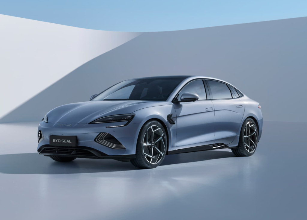 BYD Seal : A High-Performance Electric Sedan