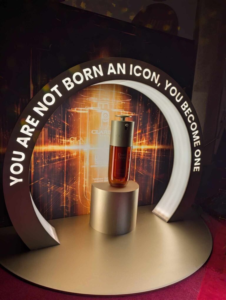 Clarins Reinvents Anti-Aging with the New Double Serum